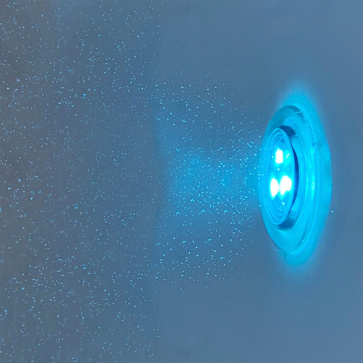 ELLA&#39;S BUBBLES Outward Swinging Tub Ella Lounger 27x60 Walk-In Bathtub