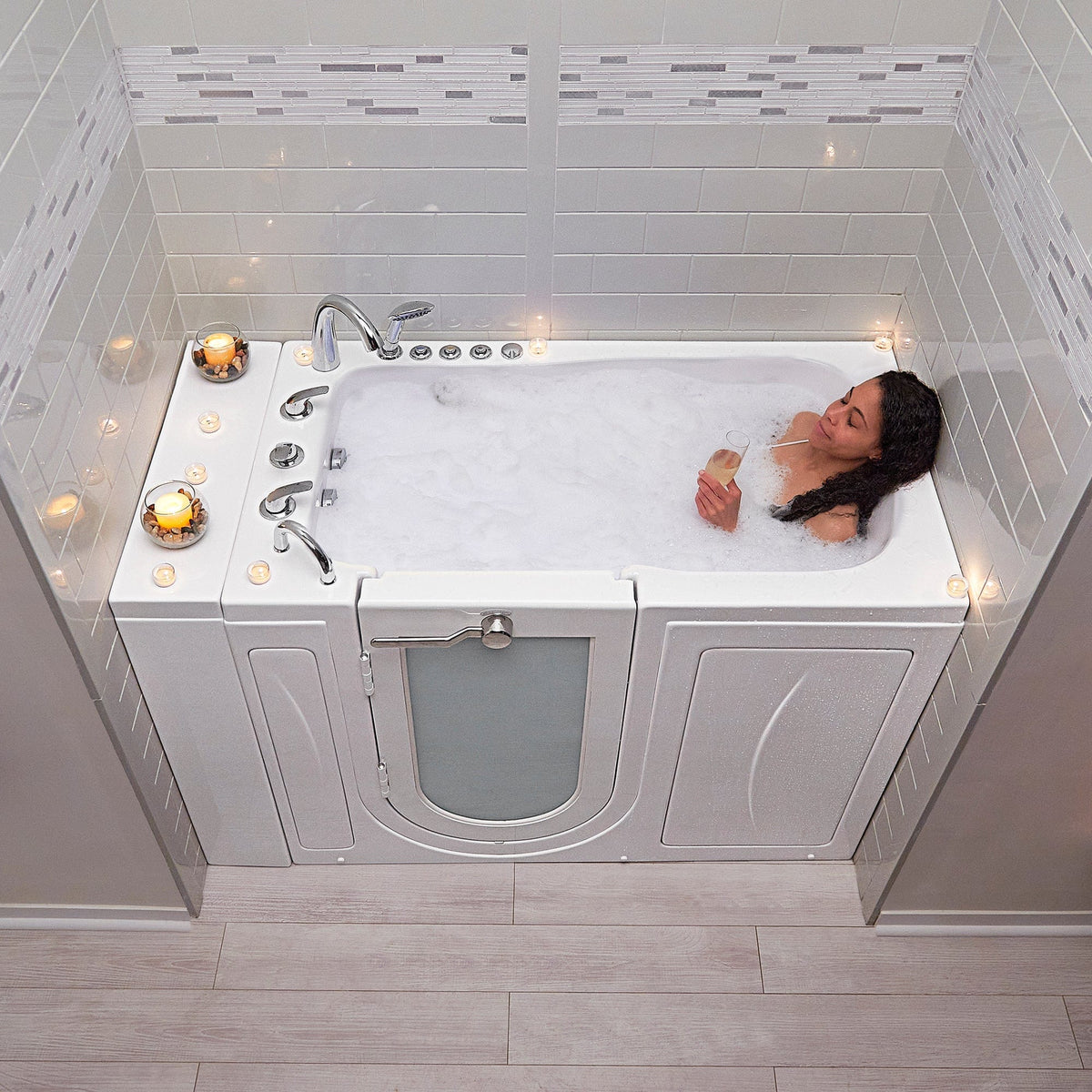 ELLA&#39;S BUBBLES Outward Swinging Tub Ella Monaco 32x52 Walk-In Bathtub