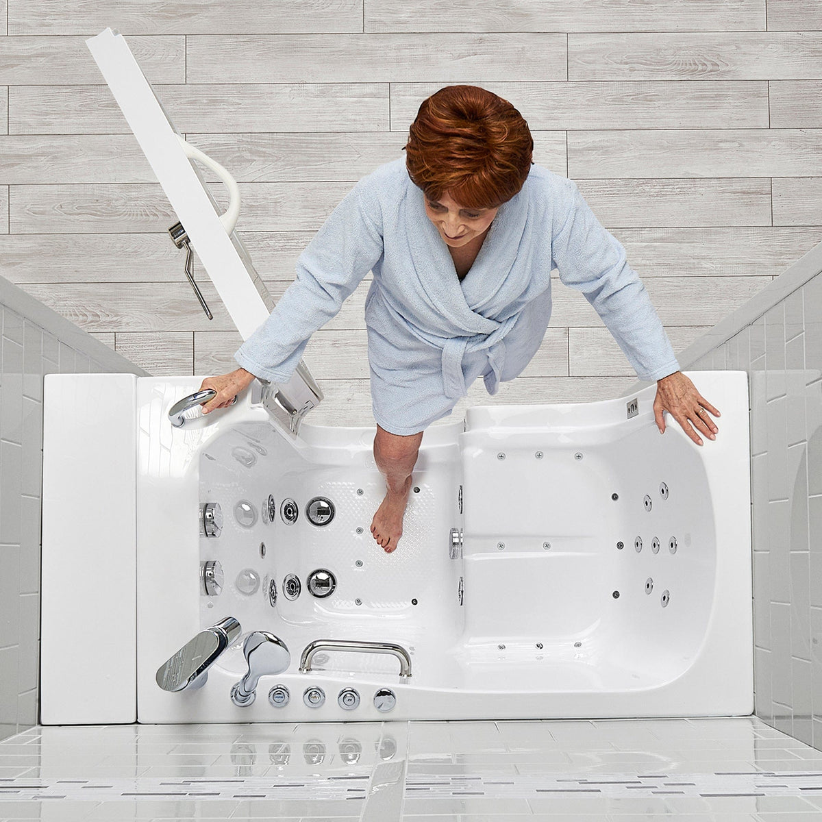 ELLA&#39;S BUBBLES Transfer Tubs Ella Wheelchair Transfer 30x52 Walk-In Bathtub