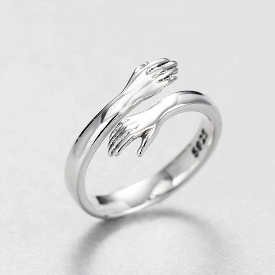 Luxurious Statement Ring in Sterling Silver