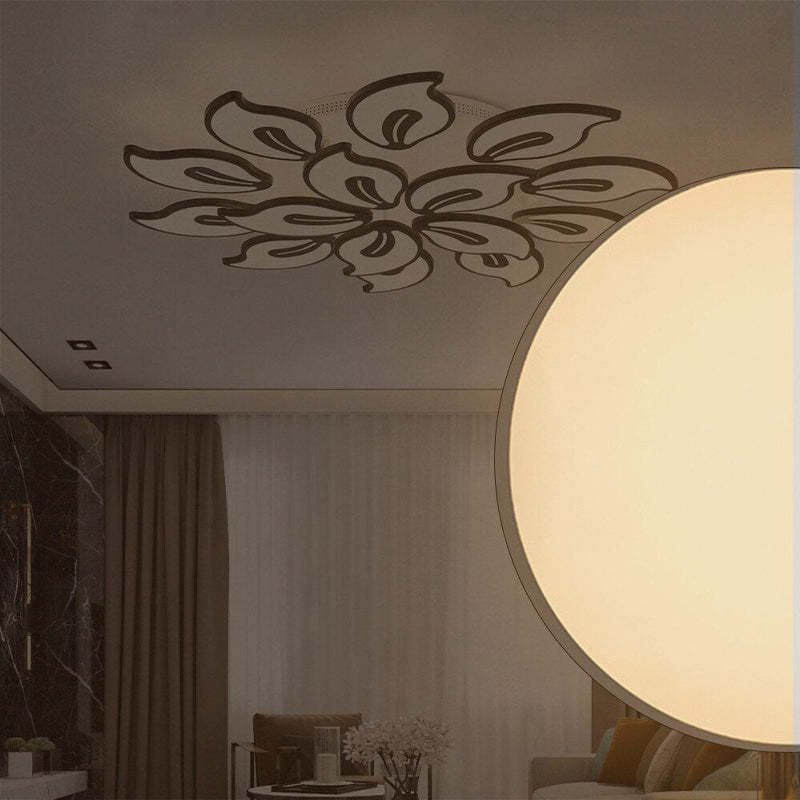 Flower-Inspired Ceiling Light with Adjustable Brightness