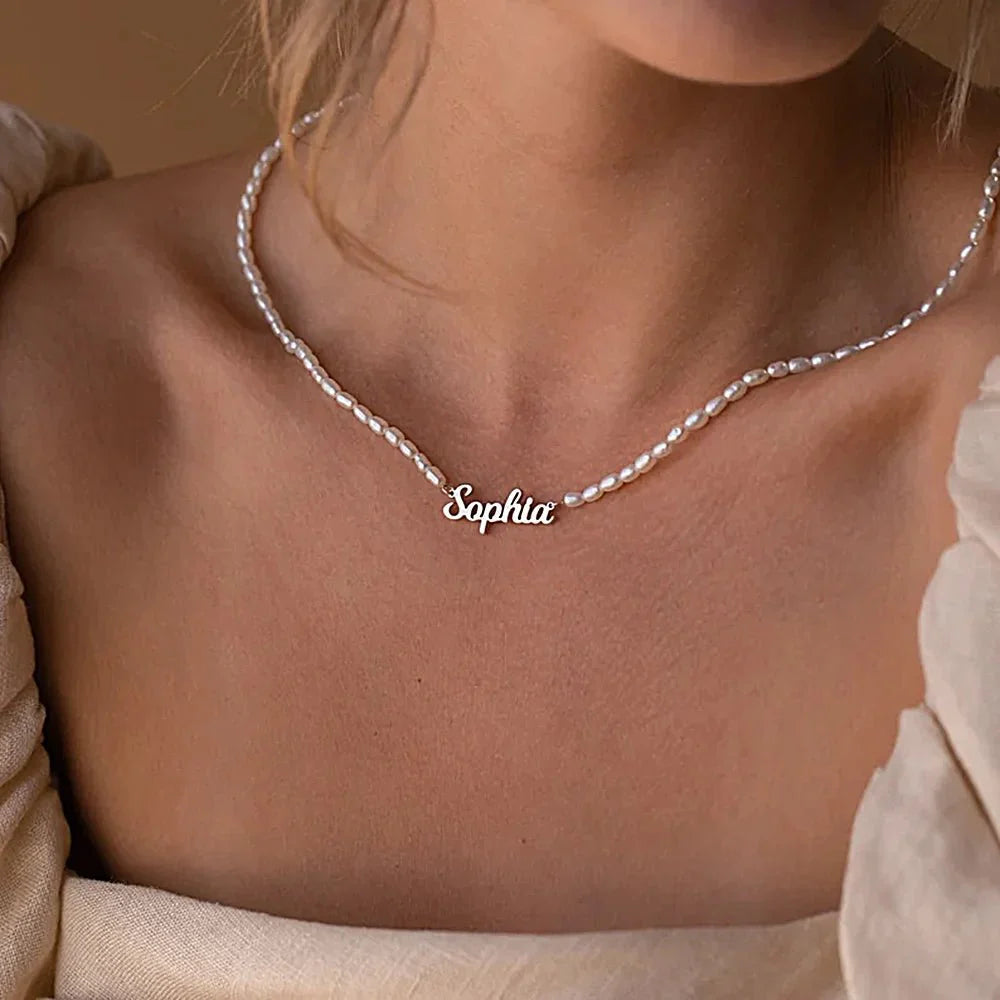 Timeless pearl name necklace
