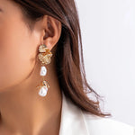Load image into Gallery viewer, Floral Pearl Blooming Earrings
