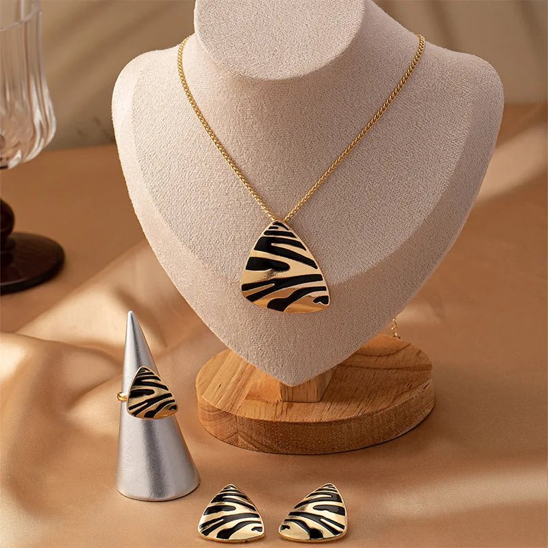 Geometric leopard print necklace, ring, earrings set