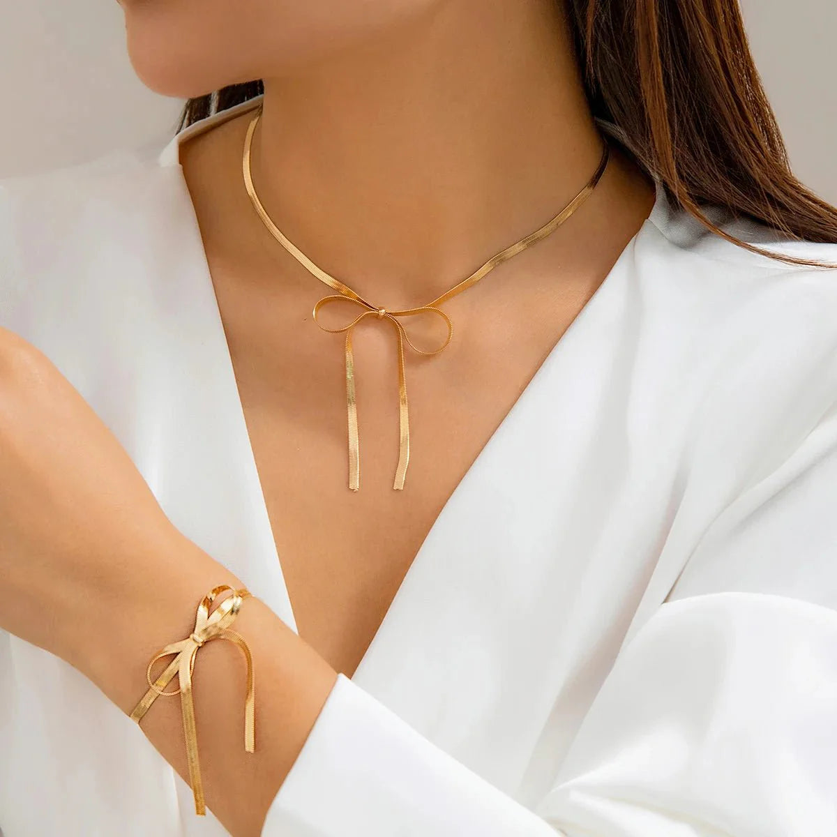 Herringbone chain bow necklace and bracelet set 650295