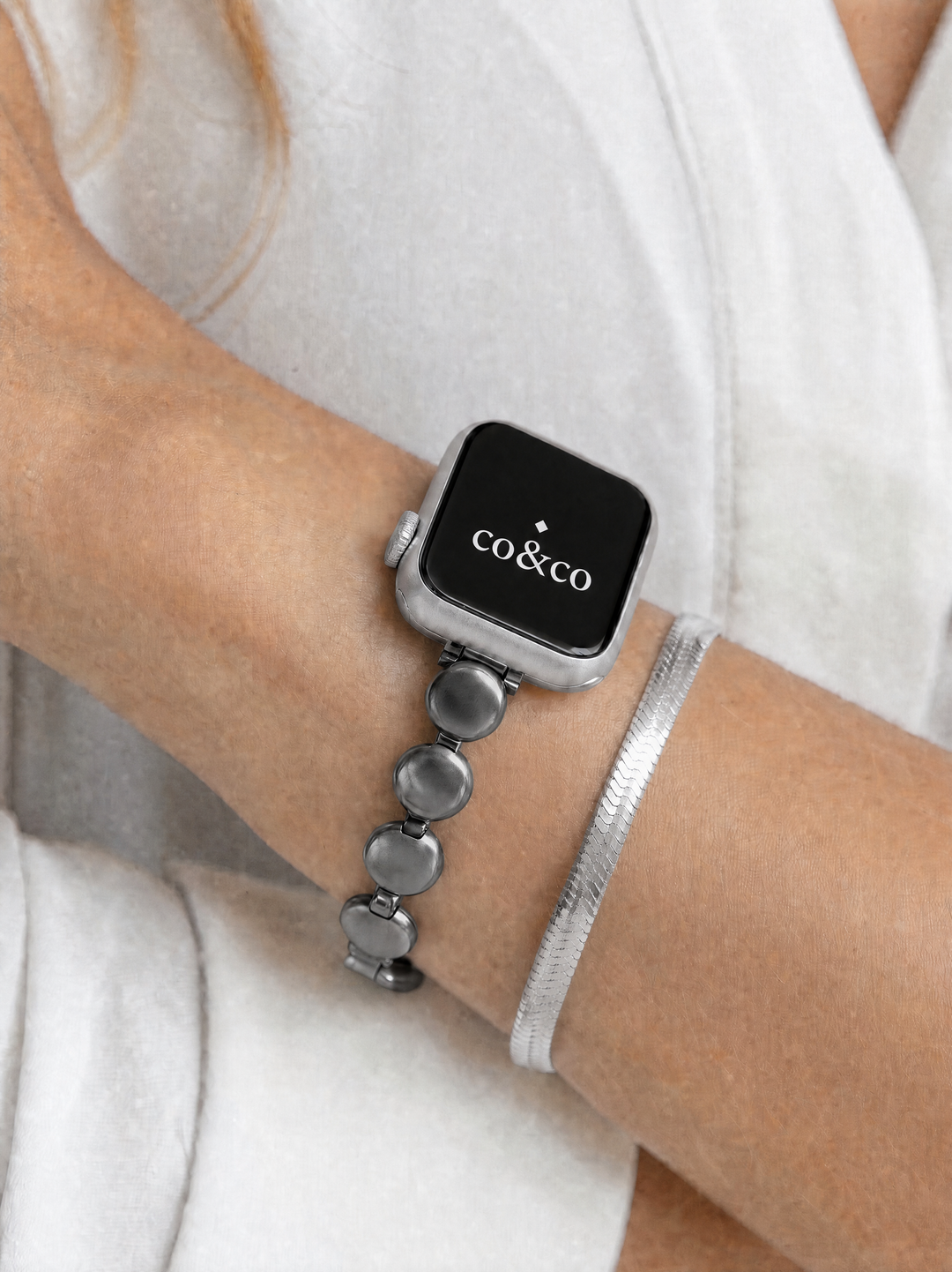 Black Beaded Bracelet for Apple Watch S10-1/SE/Ultra – 38–49mm