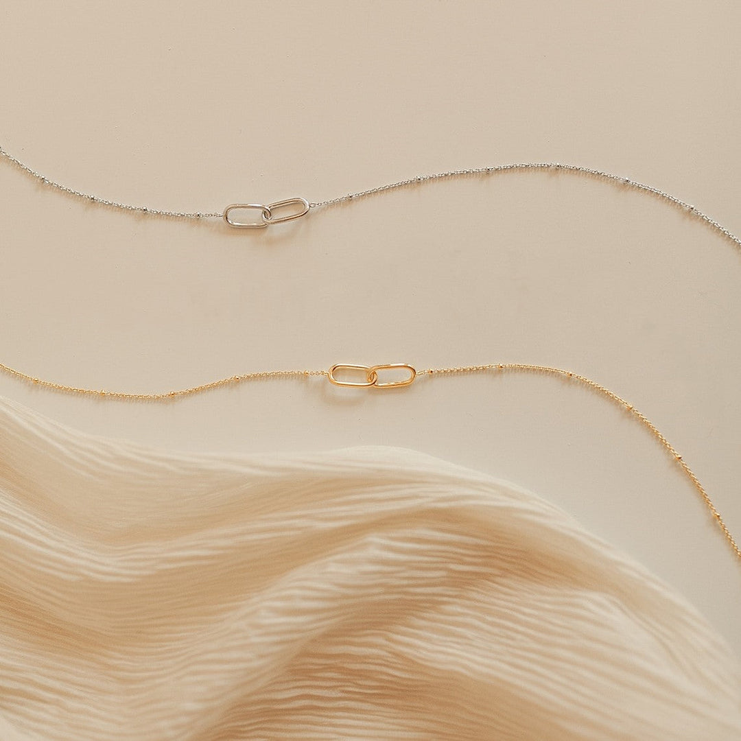 Linked Pendant Necklace Connection Necklace