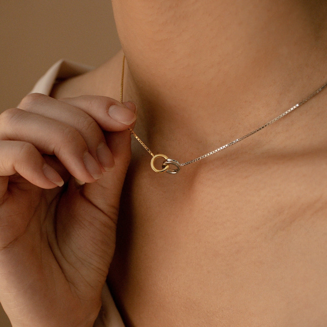 Eternal Circle Necklace Linked Circle Necklace