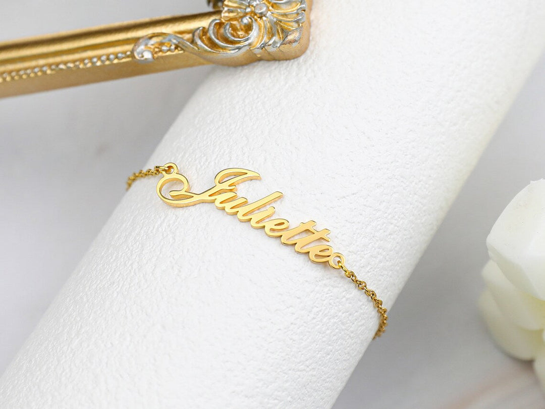 Gold Personalised Name Necklace