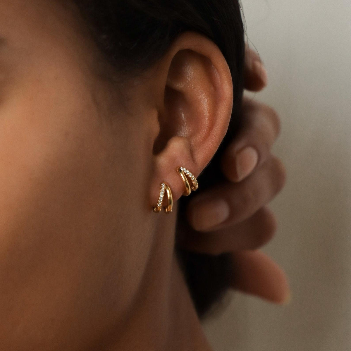 Duo huggies zirconia duo earrings