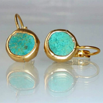 Load image into Gallery viewer, Chic Turquoise Drop Earrings in Gold
