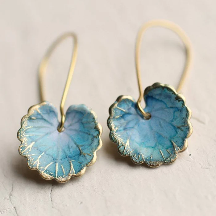 Sparkling Blue Vintage Earrings