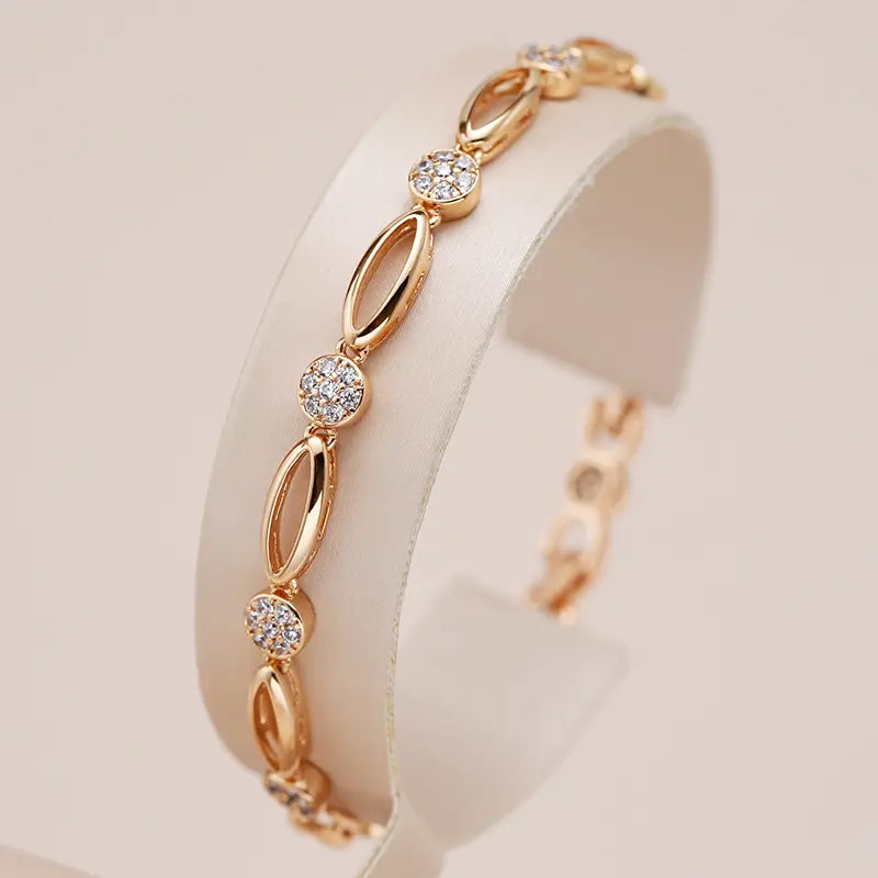 Delicate Zirconia Charm Bracelet in Gold