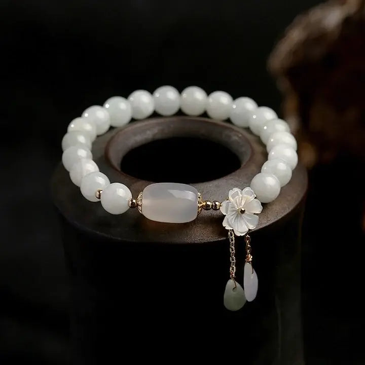 Elegant aquamarine charm bracelet