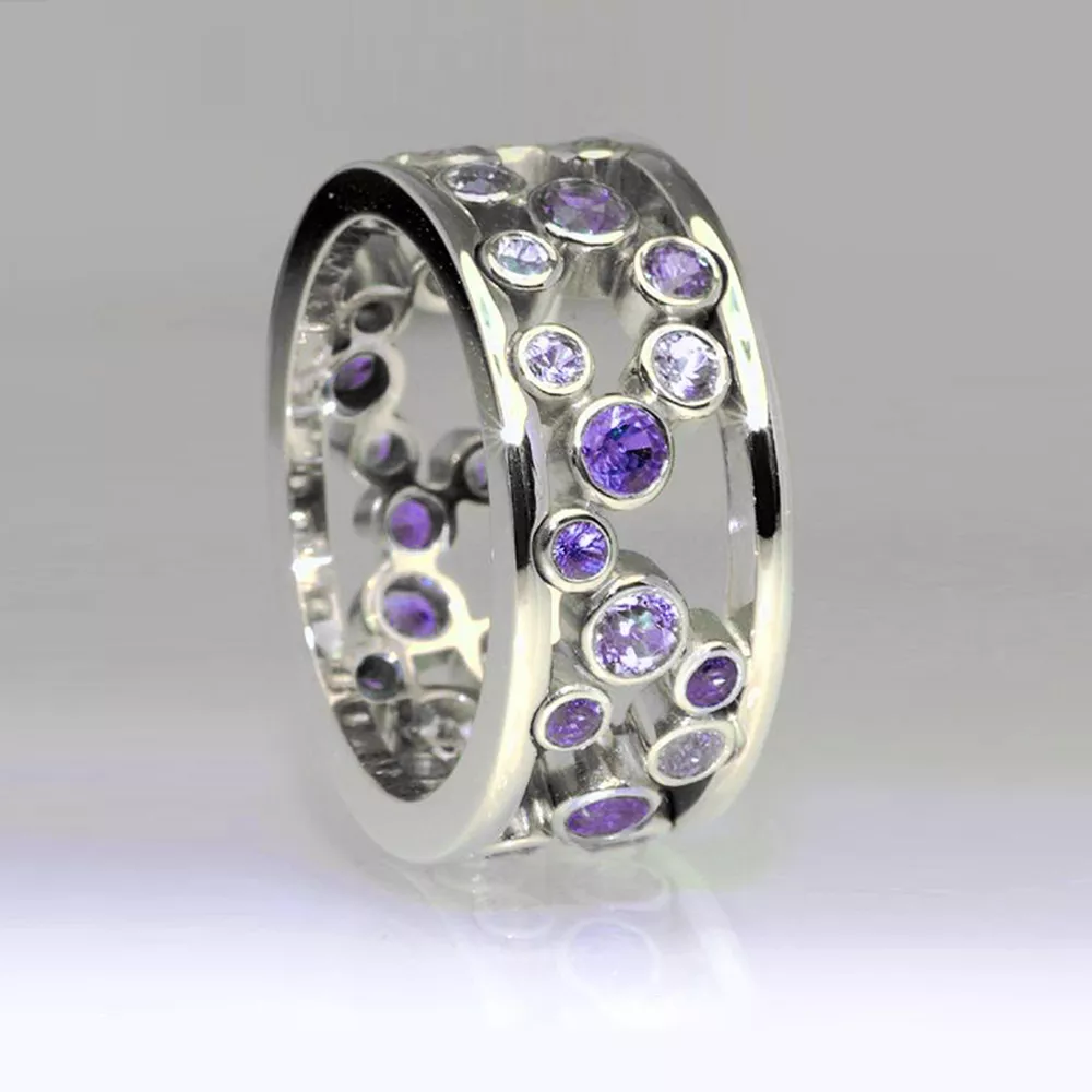 Sparkling Zirconia Vintage Ring in Silver