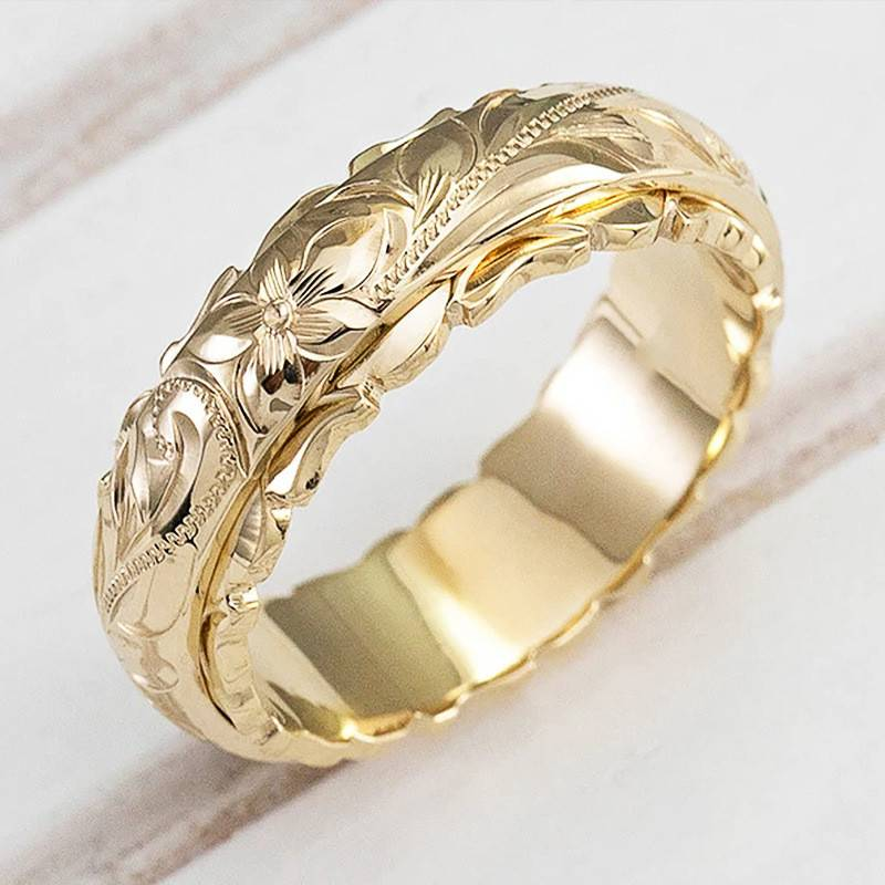 Dainty Vintage Statement Ring in Gold