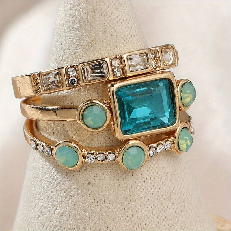 Sparkling Blue Crystal Vintage Ring Set