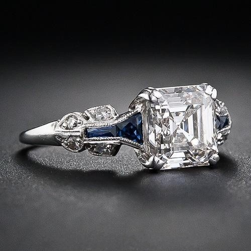 Sparkling Blue Vintage Ring in Silver