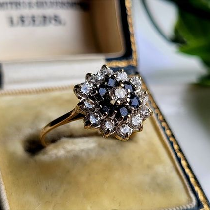 Luxurious Blue Crystal Vintage Ring