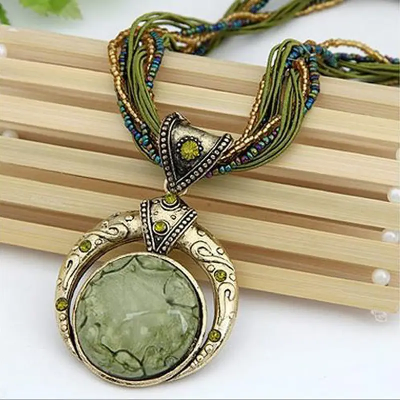 Dainty Green Pendant Necklace in Gold