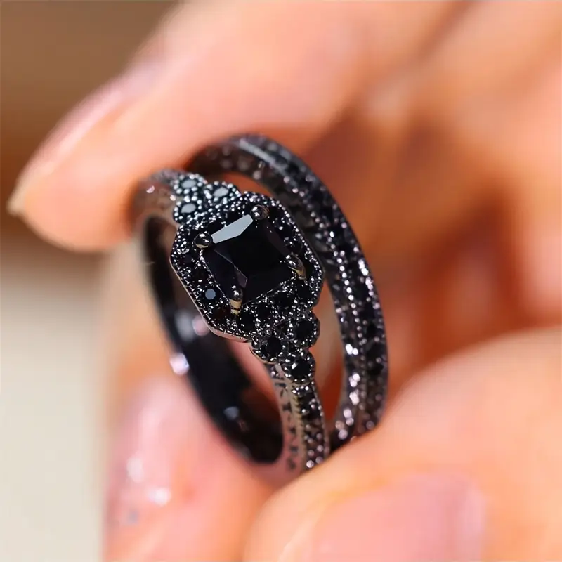 Romantic Black Vintage Ring Set