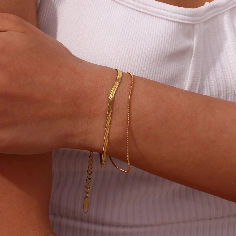 Minimal herringbone dainty snake chain layered bracelet 961581