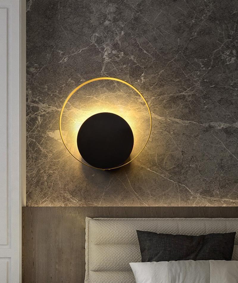 Nøordka Light Bespoke Wall Light Fixture ∅ 10.2″ x H 10.2″ / Dia 26cm x H 26cm / Black+Gold Interlocking Circular Ring Brass Finish Wall Lamp