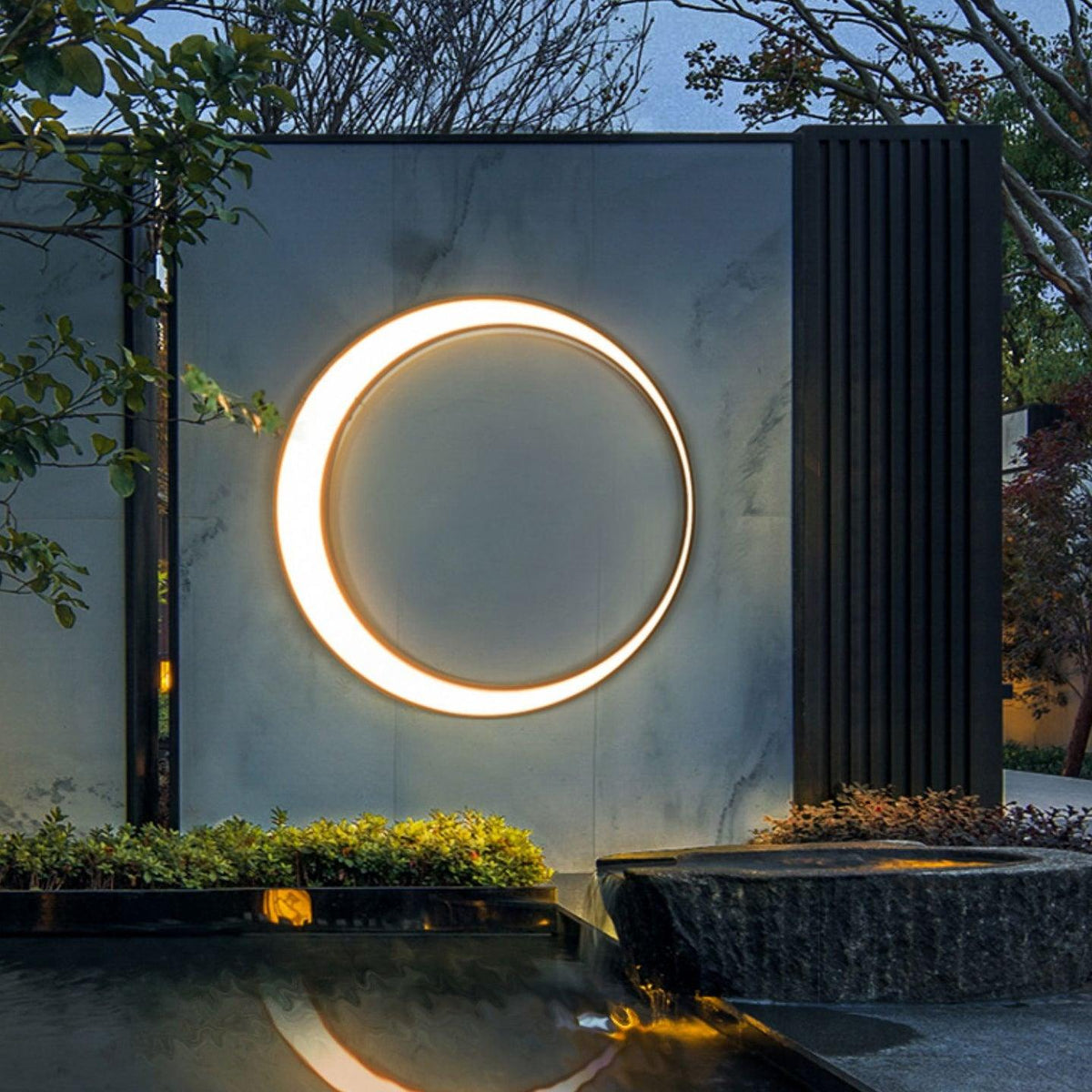 Nøordka Light Bespoke Wall Light Fixture ∅ 23.6″ / Dia 60cm / Wired Version / Warm Light Moon Shaped Contemporary Outdoor Wall Light