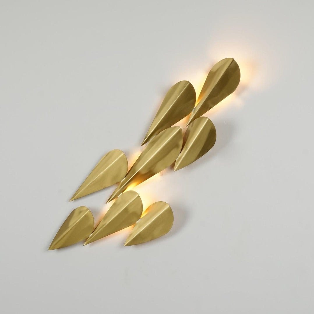Nøordka Light Bespoke Wall Light Fixture Asymmetrical Metal Brass Finish Wall Lamp