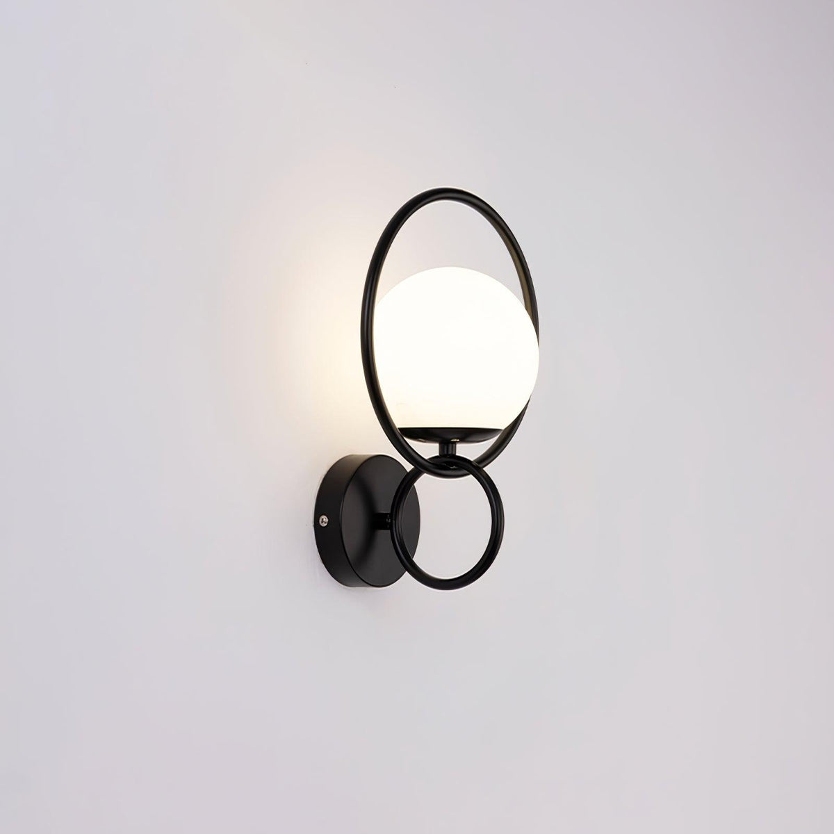 Nøordka Light Bespoke Wall Light Fixture Circle Contemporary Brass Finish Wall Lamp