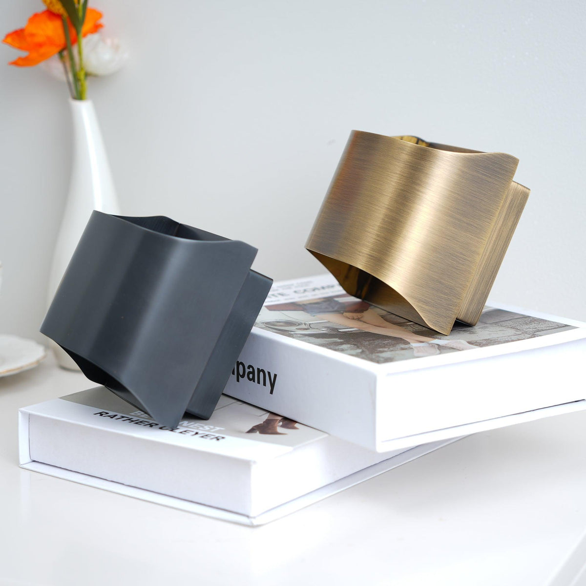 Nøordka Light Bespoke Wall Light Fixture Circular Brass Nordic Inspired Wall Sconce