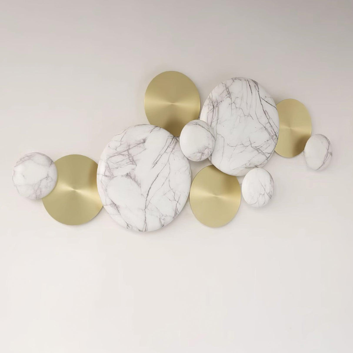 Nøordka Light Bespoke Wall Light Fixture Curved Copper Tube Contemporary Wall Lamp