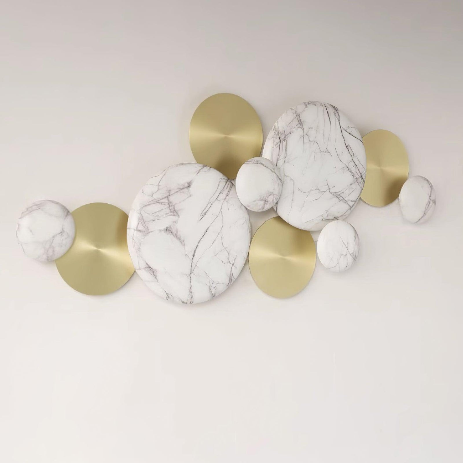 Nøordka Light Bespoke Wall Light Fixture Curved Copper Tube Contemporary Wall Lamp