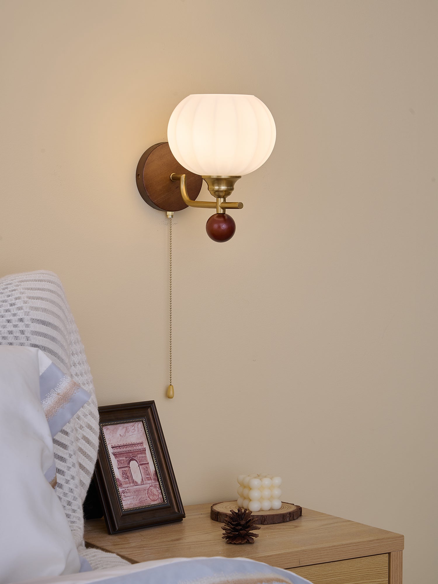 Nøordka Light Bespoke Wall Light Fixture Curved Iron And Wood Contemporary Wall Lamp