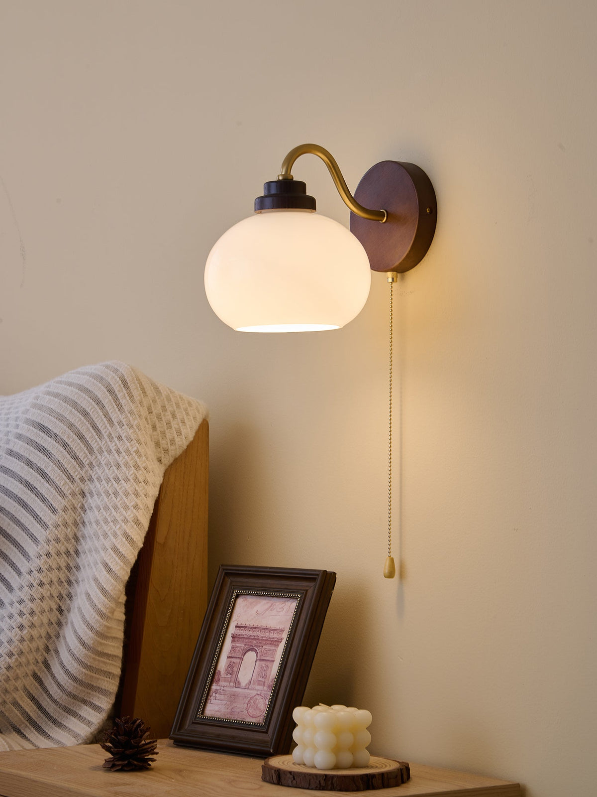 Nøordka Light Bespoke Wall Light Fixture Curved Iron And Wood Contemporary Wall Lamp
