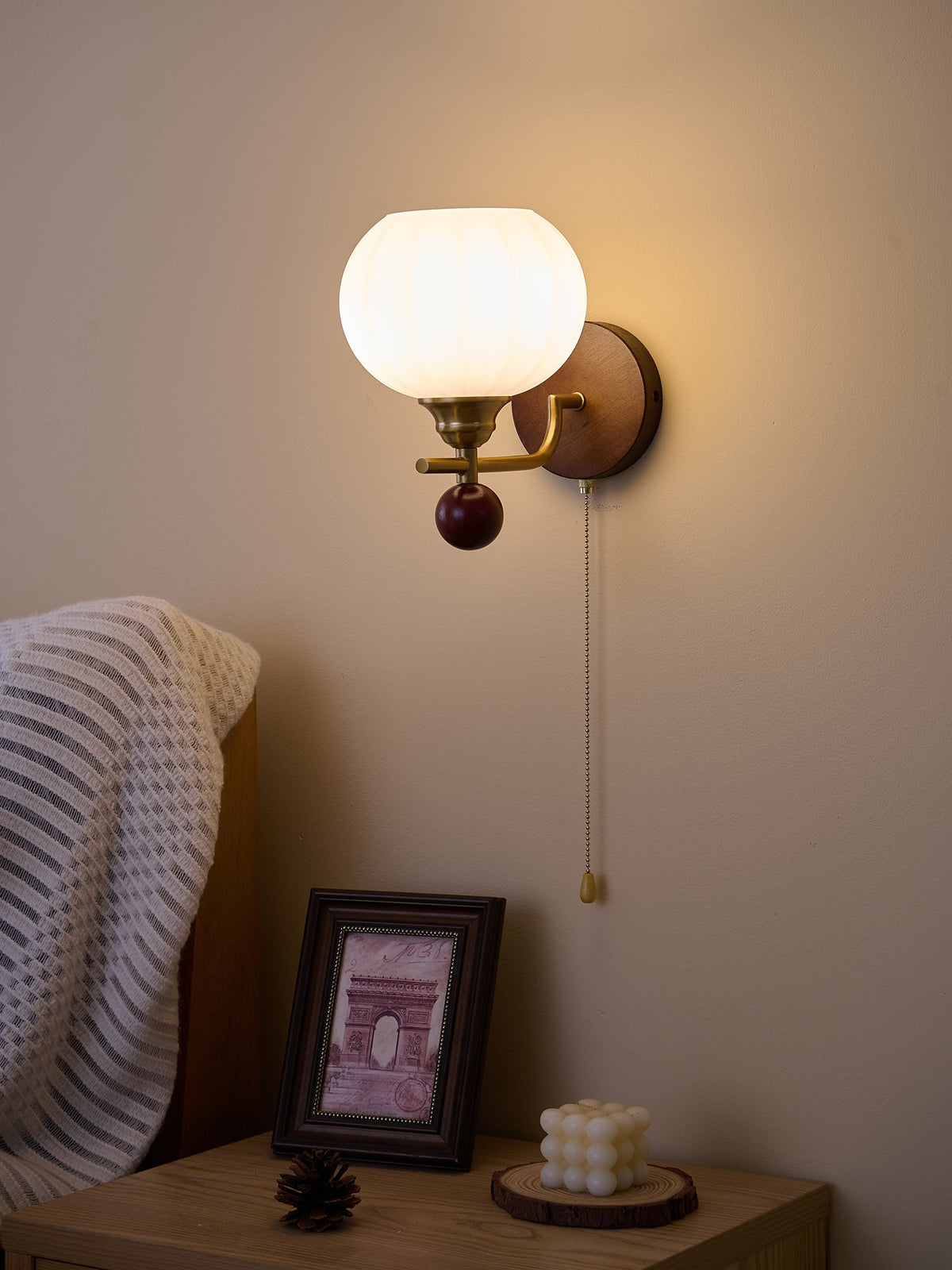 Nøordka Light Bespoke Wall Light Fixture Curved Iron And Wood Contemporary Wall Lamp