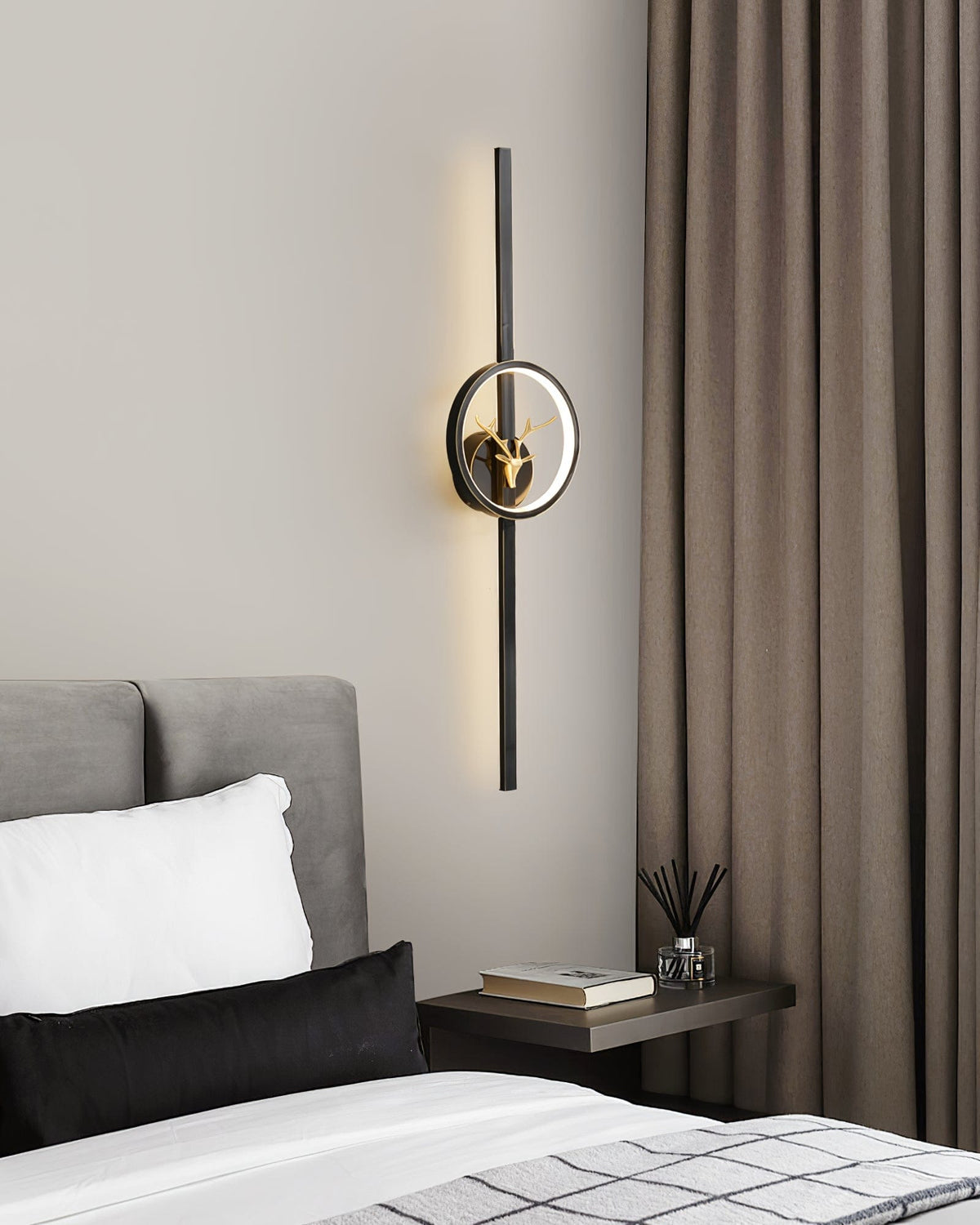 Nøordka Light Bespoke Wall Light Fixture Deer Sculpture Brass Finish Home Wall Lamp