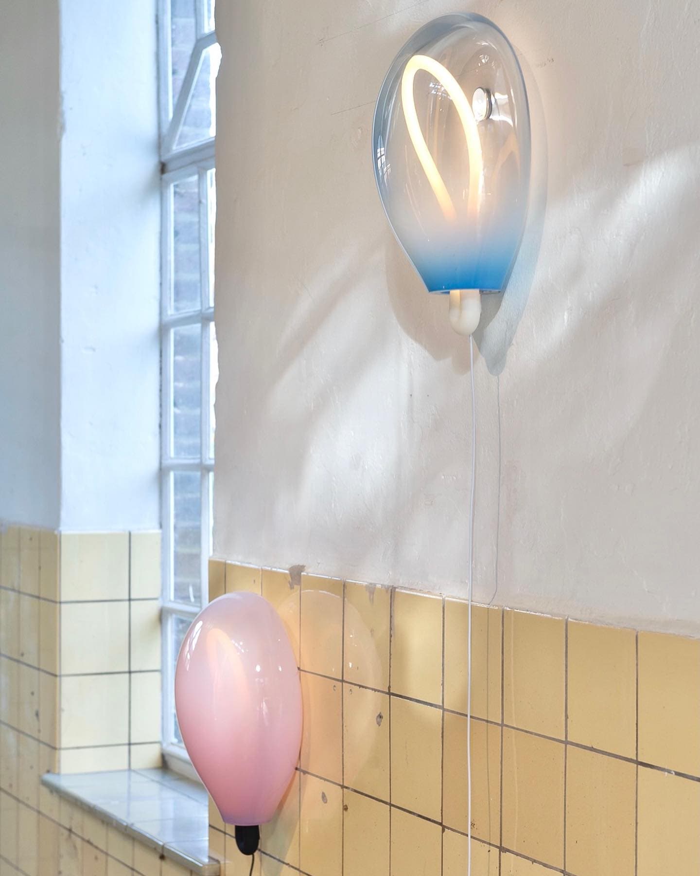 Nøordka Light Bespoke Wall Light Fixture Delicate Bubble Glass Contemporary Wall Light