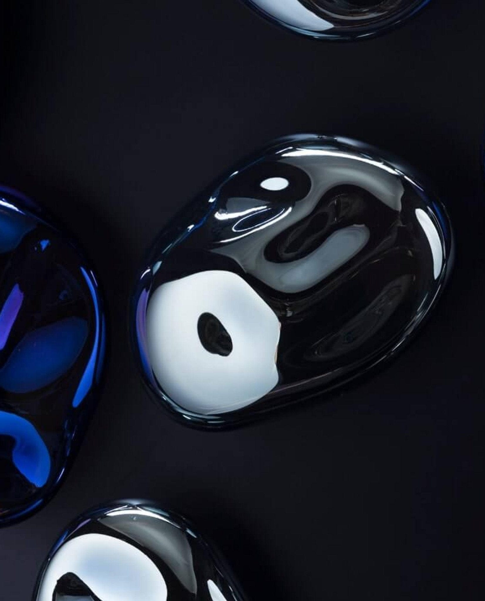 Nøordka Light Bespoke Wall Light Fixture Handblown Crystal Gold Finish Wall Sconce