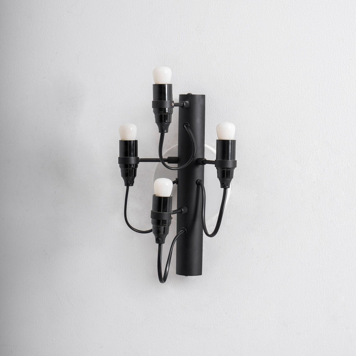 Nøordka Light Bespoke Wall Light Fixture Mirror Polished Steel Contemporary Wall Lamp