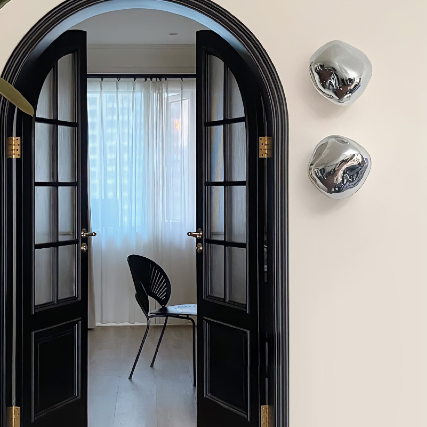 Nøordka Light Bespoke Wall Light Fixture Molten Glass Mirror Contemporary Wall Lamp