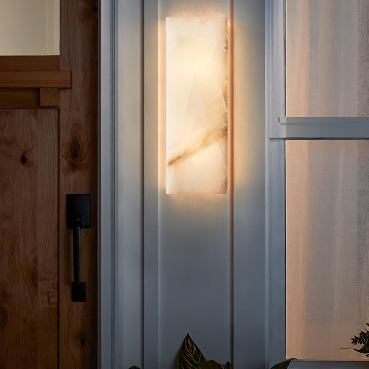 Nøordka Light Bespoke Wall Light Fixture Rectangular Alabaster Contemporary Wall Sconce