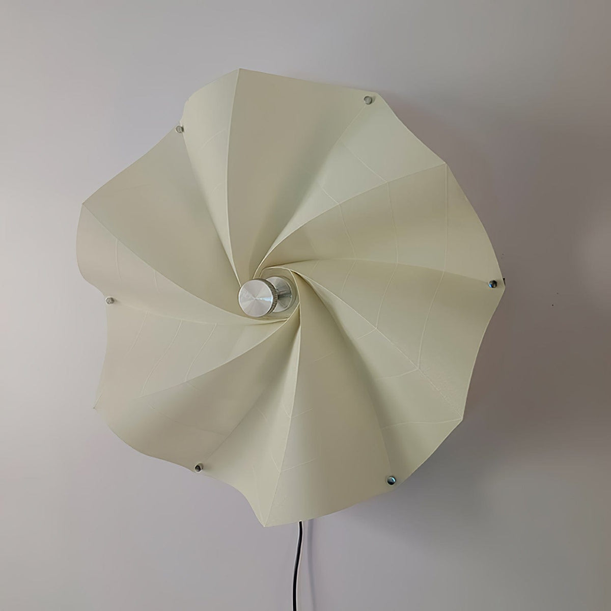 Nøordka Light Bespoke Wall Light Fixture Sculpted Bloom Petal Contemporary Wall Lamp