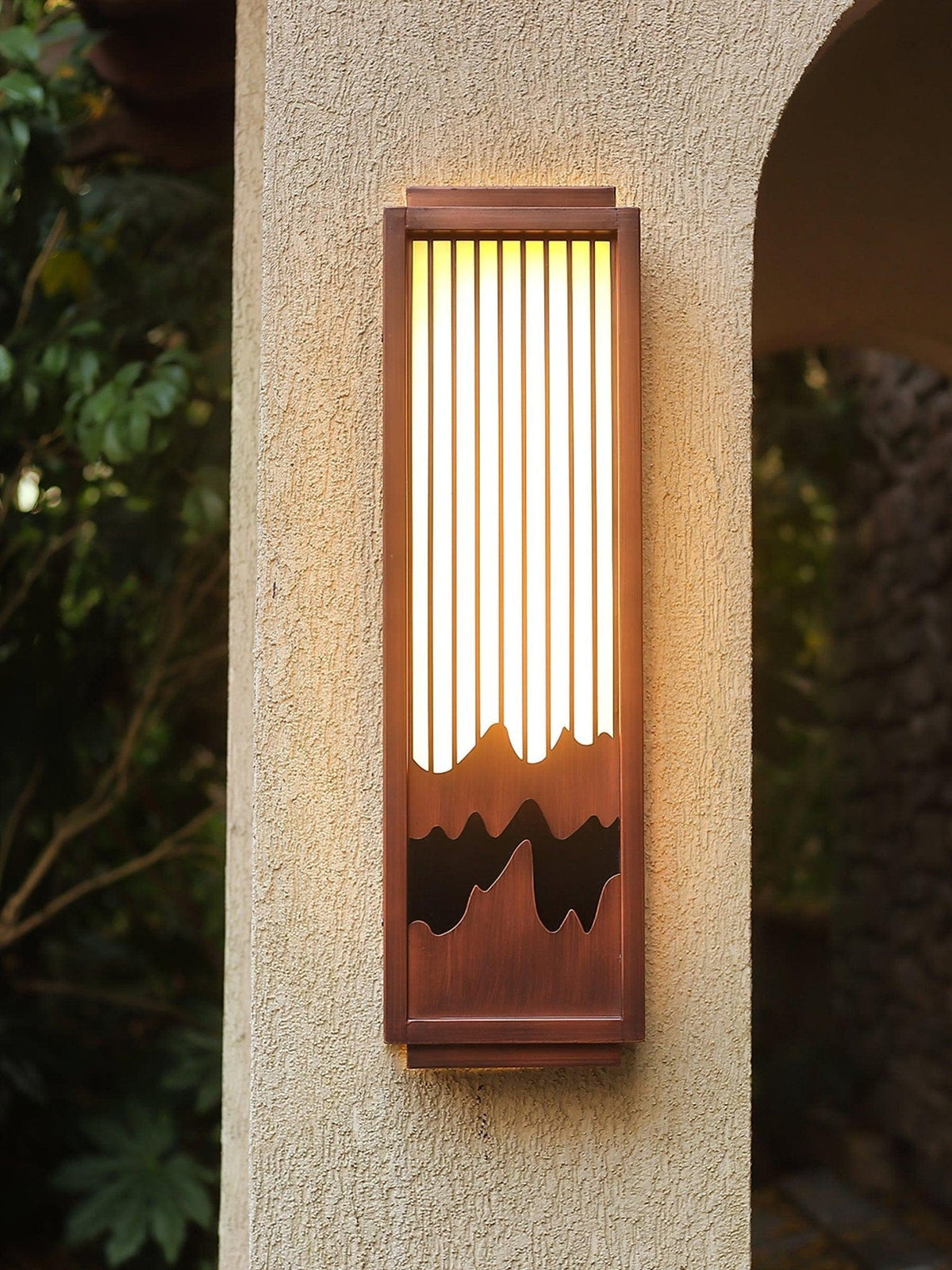 Nøordka Light Bespoke Wall Light Fixture Sleek Weather Resistant Contemporary Wall Light