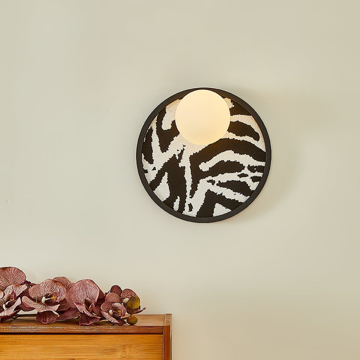 Nøordka Light Bespoke Wall Light Fixture Textured Circular Frame Contemporary Wall Light