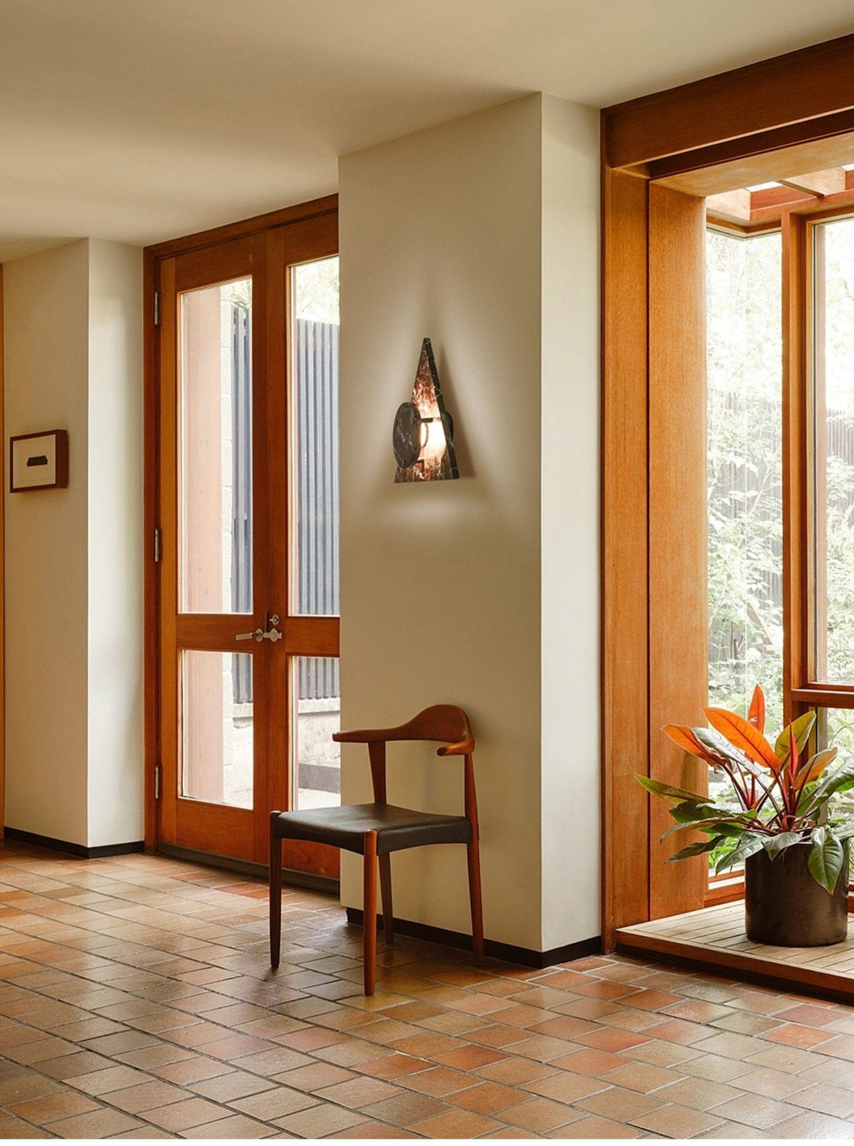 Nøordka Light Bespoke Wall Light Fixture Triangular Marble Contemporary Wall Light