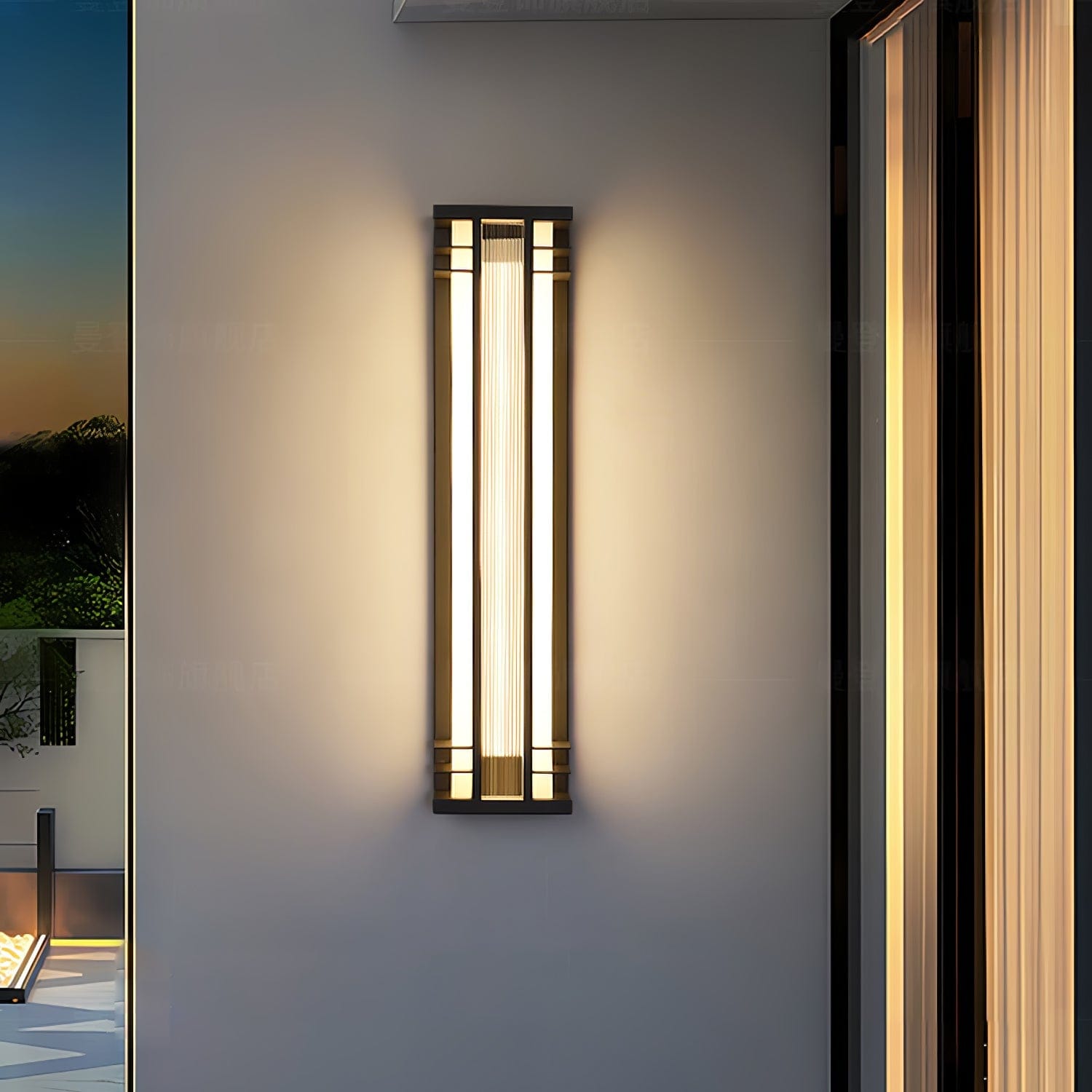 Nøordka Light Bespoke Wall Light Fixture Vertical Stainless Steel Contemporary Wall Light