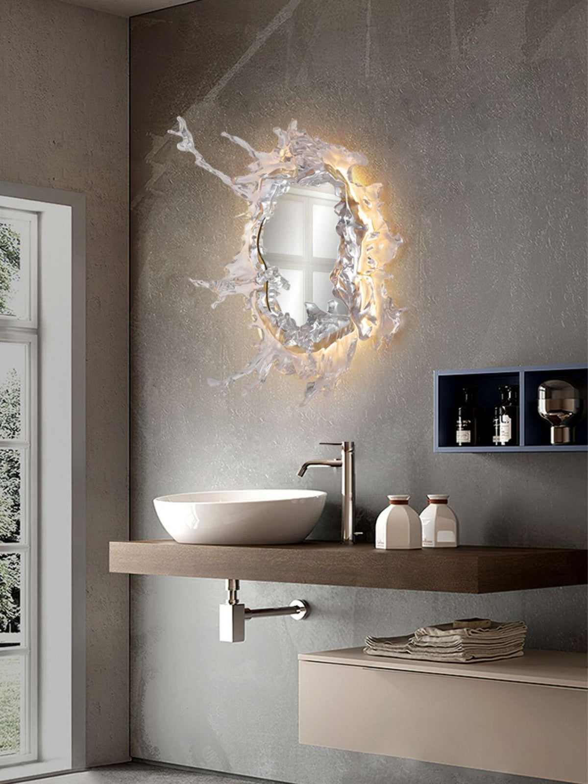 Nøordka Light Bespoke Wall Light Fixture Water Drop Contemporary Mirrored Glass Wall Sconce
