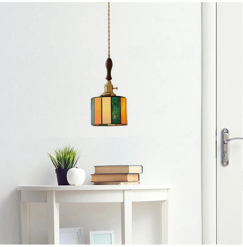 Nøordka Light Ceiling Light Fixtures American Retro Brass Tiffany Pendant Light for Bedroom and Dining