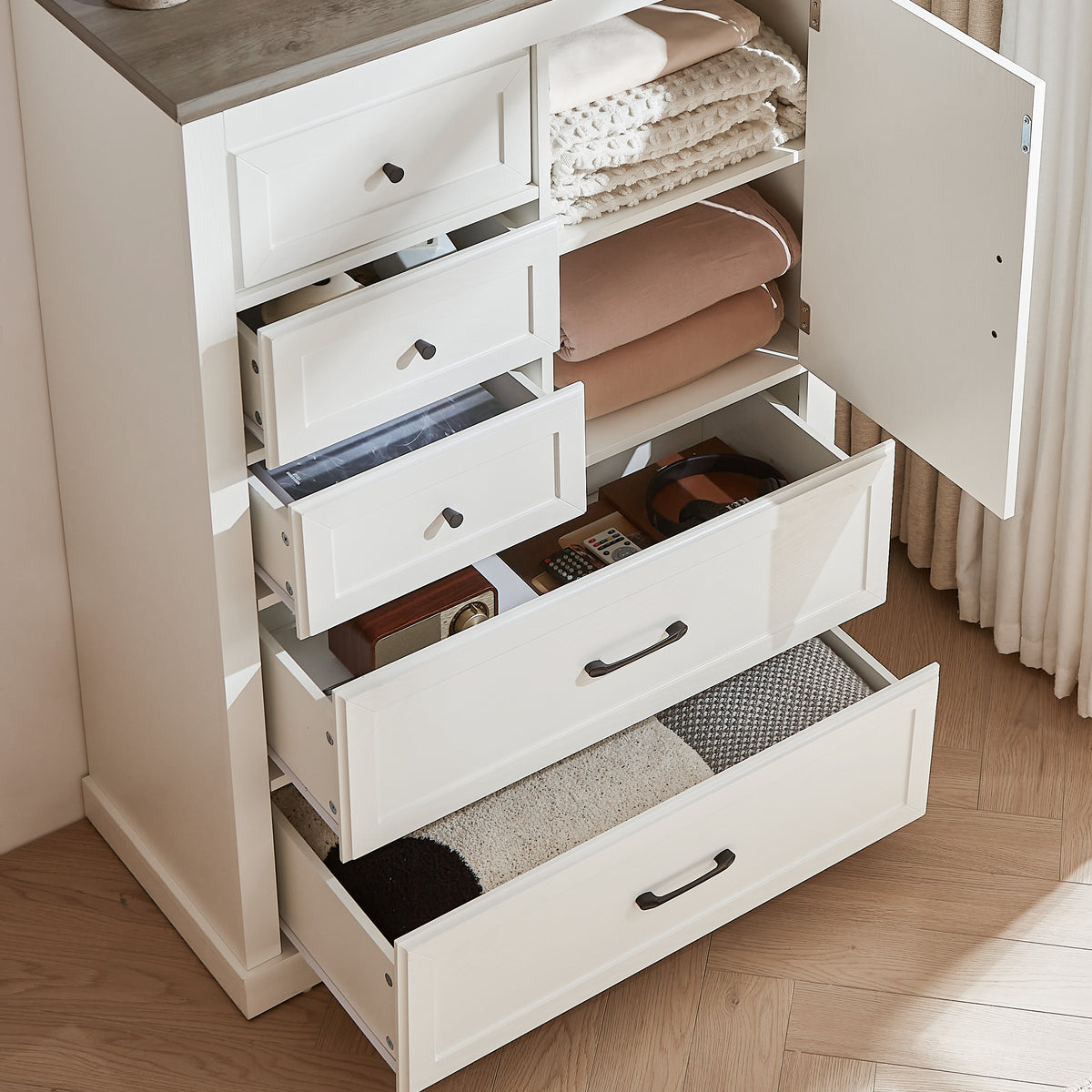 Nøordka Light Dresser Default 34" White Farmhouse 5 Drawer Dresser